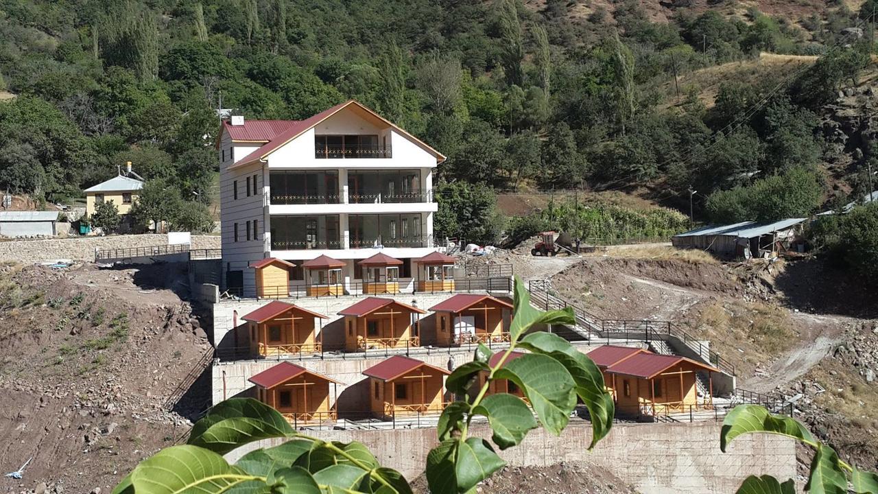 Hotel Karsi Bahce Sebinkarahisar Exterior foto