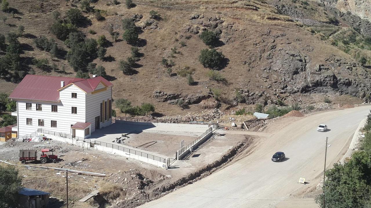 Hotel Karsi Bahce Sebinkarahisar Exterior foto